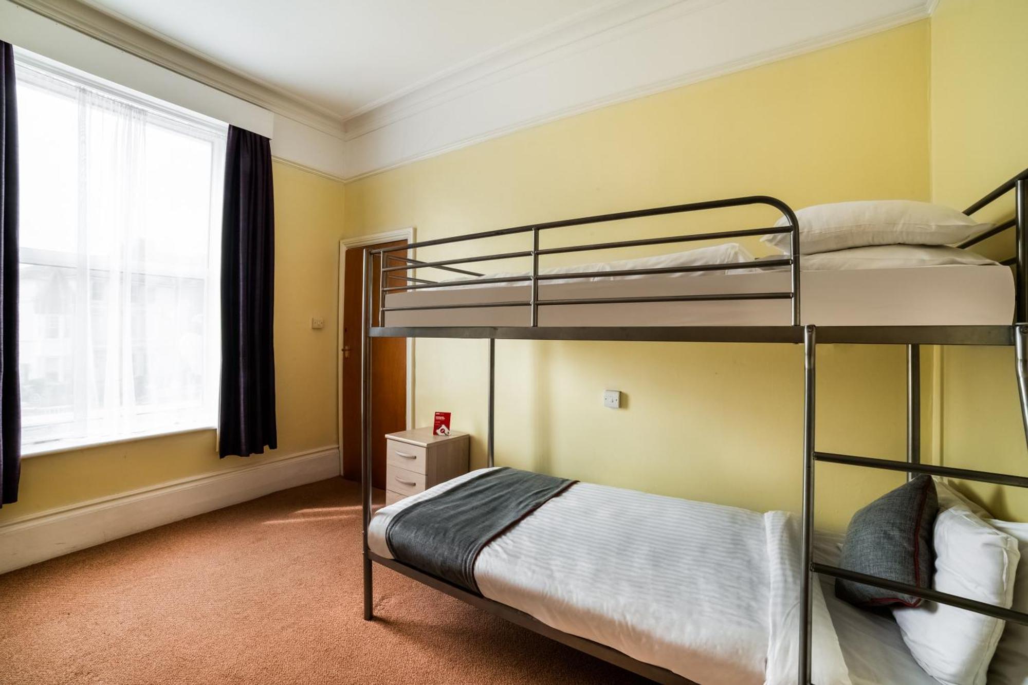 Oyo Eagle House Hotel, St Leonards Hastings Buitenkant foto