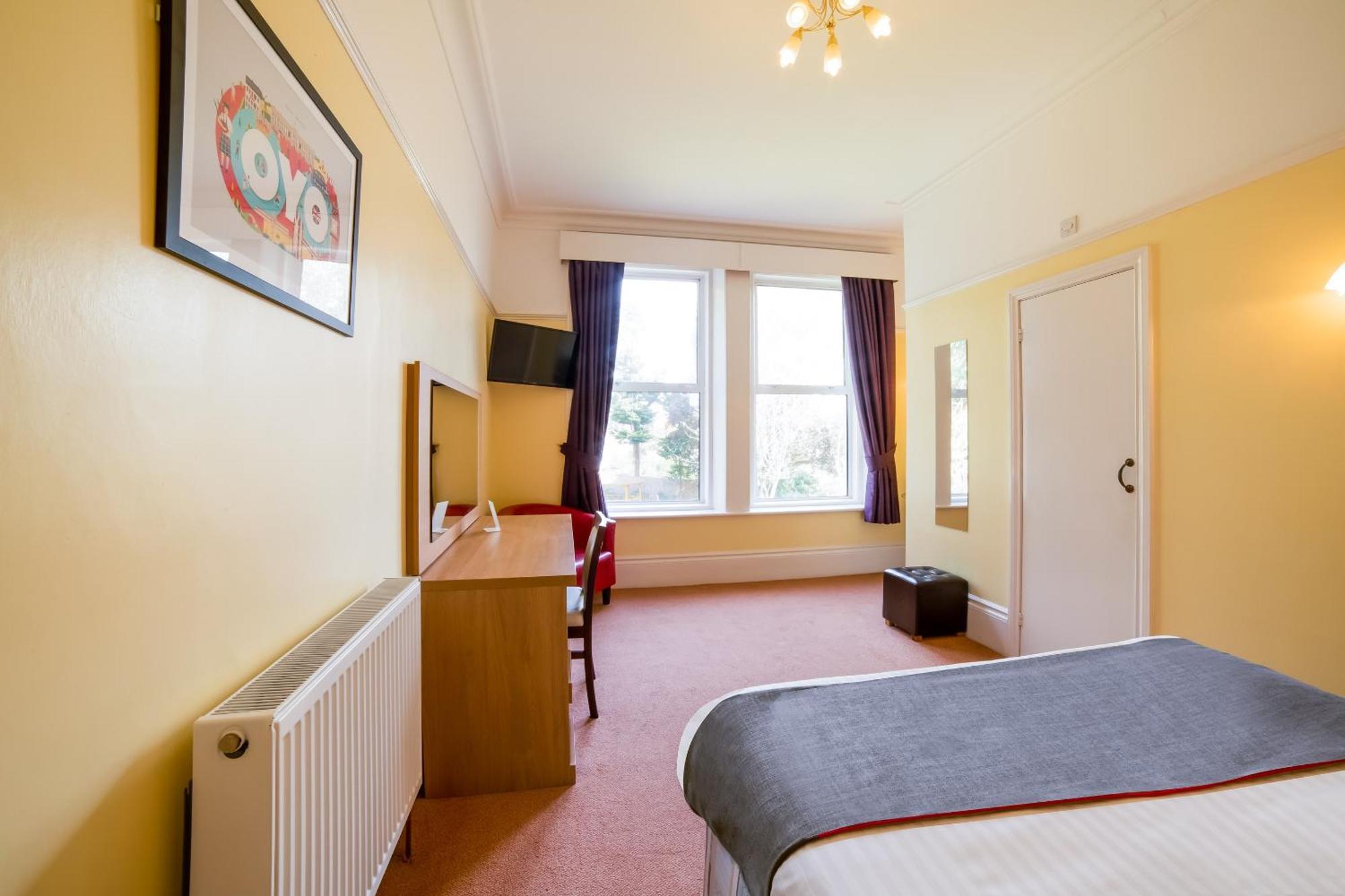 Oyo Eagle House Hotel, St Leonards Hastings Buitenkant foto